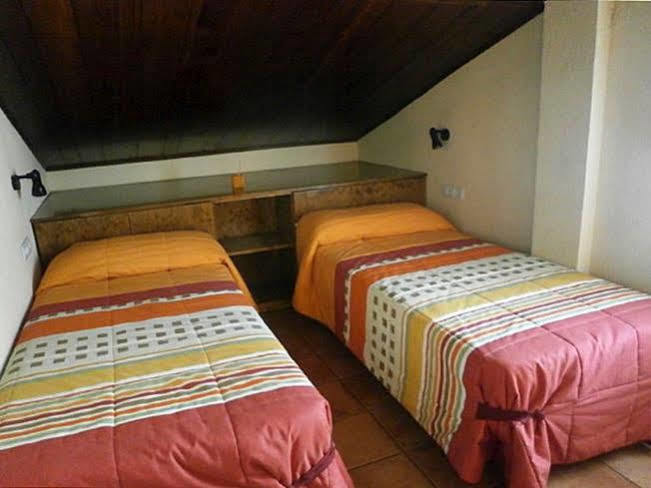 Apartamentos Gandia Centro 3000 Buitenkant foto